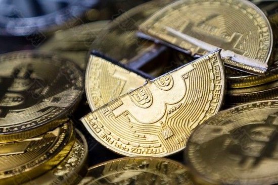 外盘头条：美联储和欧洲的加息热情惊吓到投资者 为清库存特斯拉提供免费充电服务 更-多多发布网(图3)