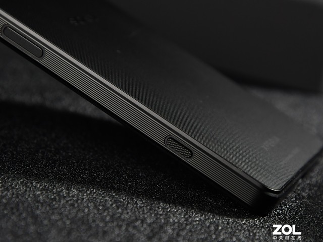 首发“黑科技”影像传感器 电影感影像旗舰索尼Xperia 1 V评测-多多发布网(图3) 首发“黑科技”影像传感器 电影感影像旗舰索尼Xperia 1 V评测