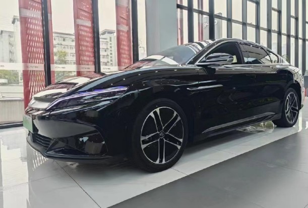 起售价会降低吗？2023款比亚迪汉EV现身：标配5G车机+铝合金悬架