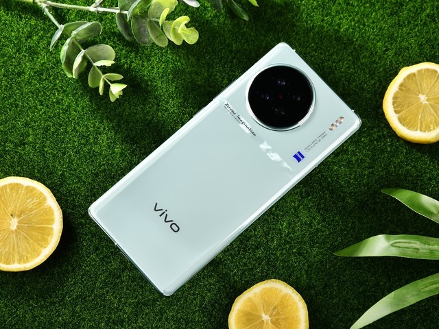 vivo X90s发布起售价3999元 夏日色配置升级一同来袭-多多发布网(图3) vivo X90s发布起售价3999元 夏日色配置升级一同来袭
