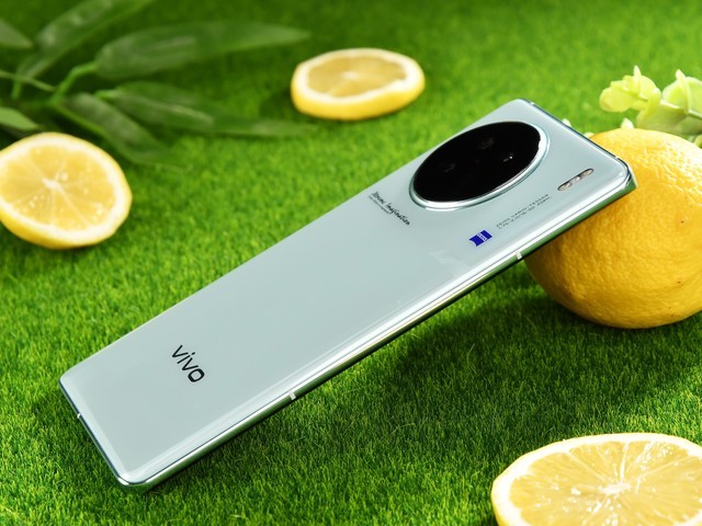 vivo X90s发布起售价3999元 夏日色配置升级一同来袭-多多发布网(图5) vivo X90s发布起售价3999元 夏日色配置升级一同来袭
