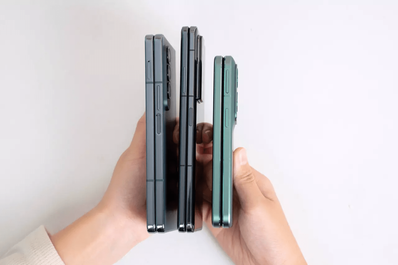 想尝试下折叠屏？5699元的moto razr 40 Ultra考虑一下-多多发布网(图6)