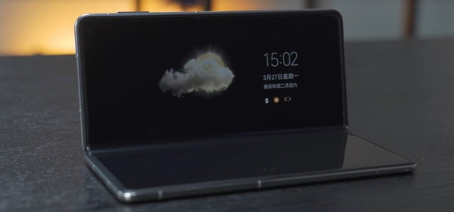 别再羡慕iOS 17的待机显示，原来国产机早就做到了