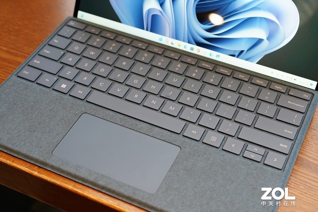 618出货量最高的2合1笔记本 实测微软Surface Pro 9 到底有何独到之处？