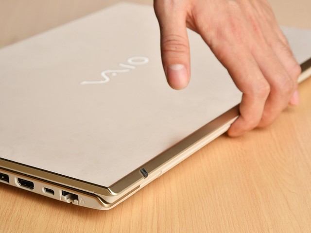 笔记本中的“定番”？全新VAIO F16评测